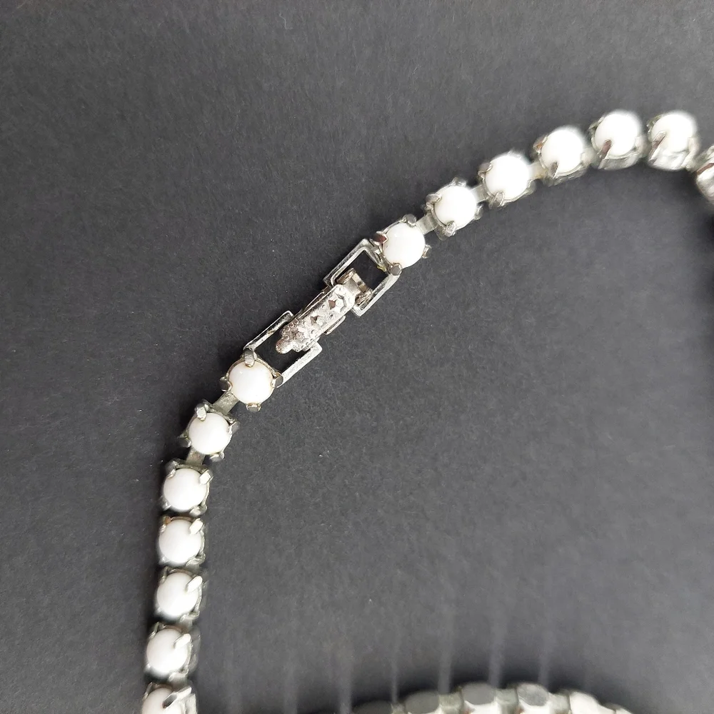 Vintage White Milk Glass Look And Clear Rhinestone Necklace
